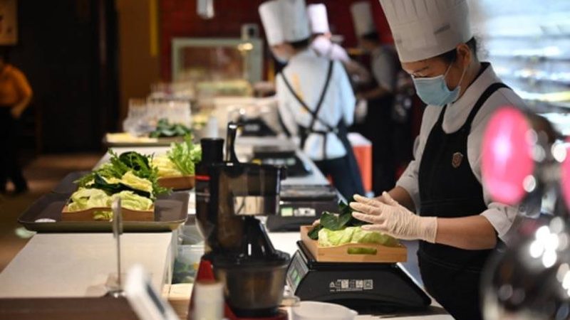 食品代加工与OEM：如何选择最适合的合作模式**